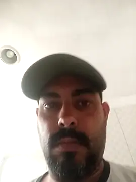 jfgustavo001 online show from January 6, 3:38 pm