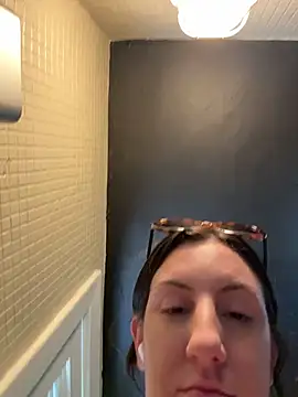 Snapshot of sweetsirenn chatting on July 15, 2:55 pm sweetsirenn online show from July 15, 2:55 pm