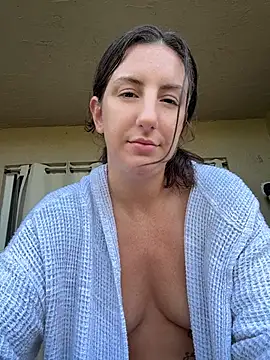 Snapshot of sweetsirenn chatting on July 27, 12:56 pm sweetsirenn online show from July 27, 12:56 pm
