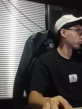 jacobs shelby online show from October 18, 12:17 pm