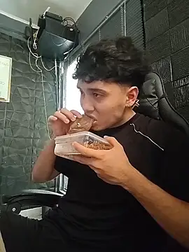 jacobs shelby online show from February 10, 9:08 pm