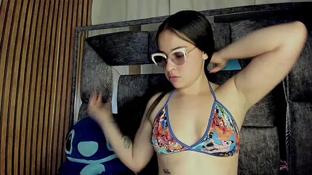 Snapshot of Cherry__Hot chatting on September 18, 10:34 pm Cherry Hot online show from September 18, 10:34 pm