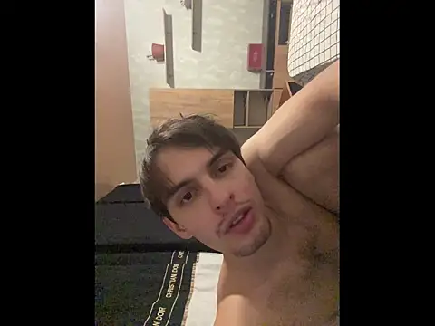 elliot scott online show from December 15, 6:56 pm