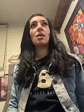 SALOME KORLAND online show from October 29, 11:45 am