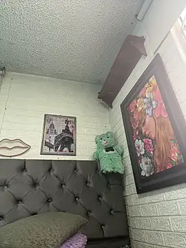 SALOME KORLAND online show from February 6, 5:05 pm