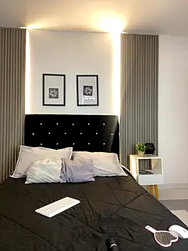 ashlycarteer online show from September 17, 6:53 pm