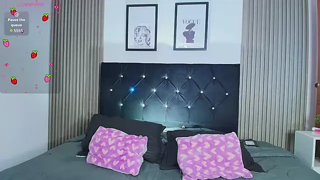 ashlycarteer online show from December 20, 6:59 pm