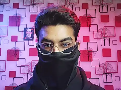 ChiseledCharm online show from November 29, 7:06 pm