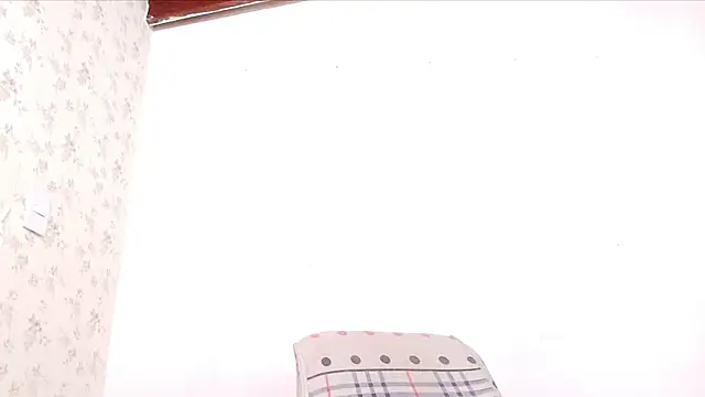 Snapshot of celeste_moonx chatting on October 18, 11:55 am celeste moonx online show from October 18, 11:55 am