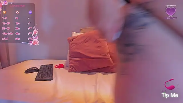 Snapshot of milfhorny_69 chatting on September 22, 12:18 pm milfhorny 69 online show from September 22, 12:18 pm