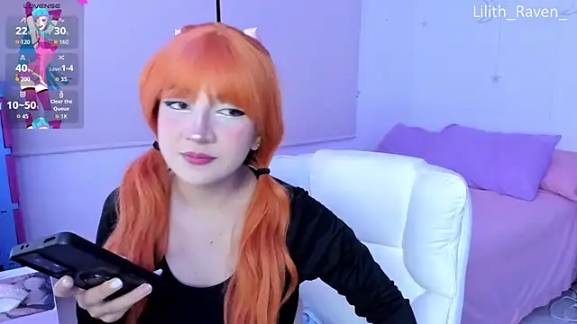 Snapshot of Lilith_Raven_ chatting on October 3, 4:42 am Lilith Raven online show from October 3, 4:42 am