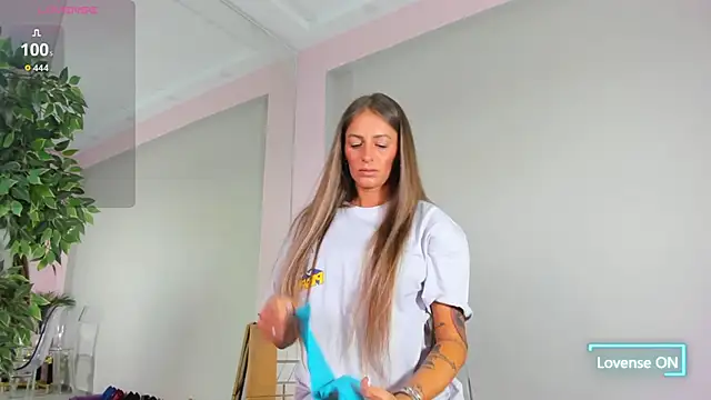 MayaHellen online show from September 9, 4:56 am