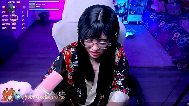 AlyssaRomanova online show from November 15, 2:20 am