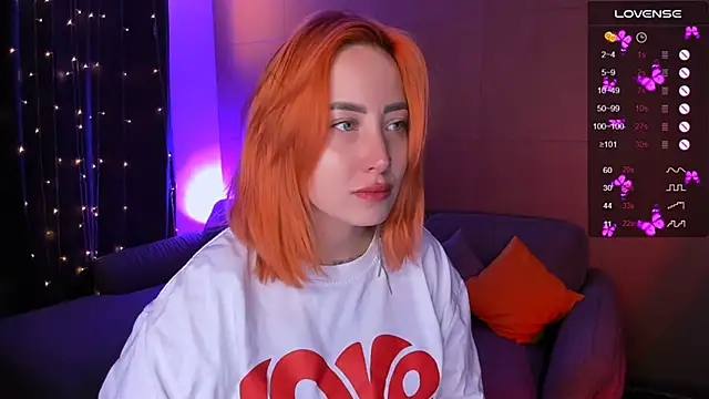 deboramoore online show from April 18, 2:04 am