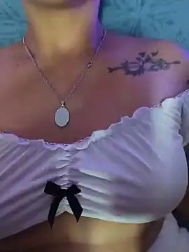 Fox Roxxan online show from June 30, 2:12 am
