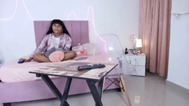 Snapshot of Andre_lezcano chatting on February 5, 9:19 pm Andre lezcano online show from February 5, 9:19 pm