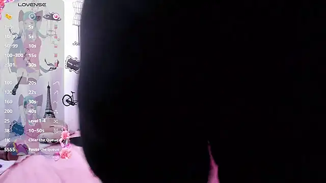 Snapshot of Alaya_luna chatting on October 15, 2:39 pm Alaya luna online show from October 15, 2:39 pm