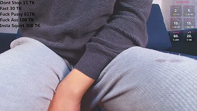 couplelove543 online show from September 22, 12:51 pm