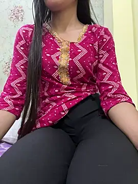 Snapshot of sneha_88 chatting on April 8, 6:57 am sneha 88 online show from April 8, 6:57 am