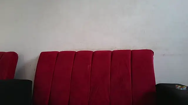 andrewcoopper1 online show from April 26, 11:30 am