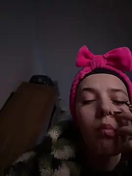 666lina420 online show from March 8, 6:44 pm