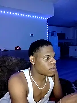 Snapshot of MrGreenbeanbean88 chatting on November 6, 5:30 am MrGreenbeanbean88 online show from November 6, 5:30 am