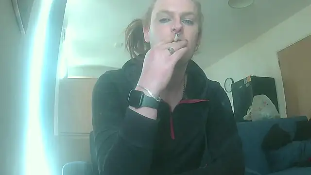 avamaxwell online show from May 4, 12:12 pm