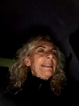 Snapshot of clarabell4 chatting on September 29, 6:46 pm clarabell4 online show from September 29, 6:46 pm