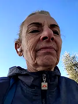 clarabell4 online show from February 1, 8:57 am