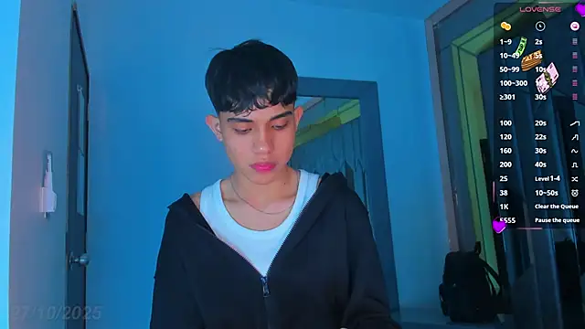 Sebax Young online show from October 28, 4:16 am