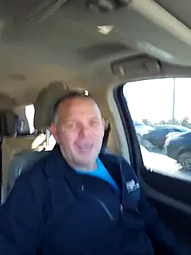 cubanitofeliz40 online show from February 9, 1:59 pm