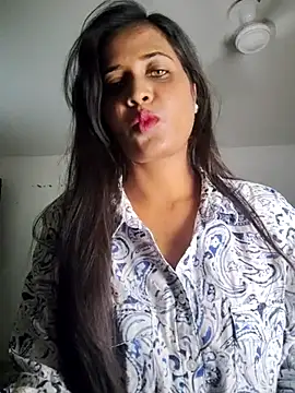 cute radhikaa online show from April 12, 8:52 am