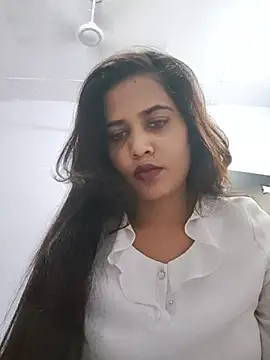cute radhikaa online show from June 26, 5:12 am
