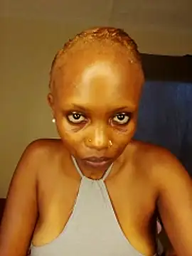 SeffieLucy online show from February 11, 11:59 am