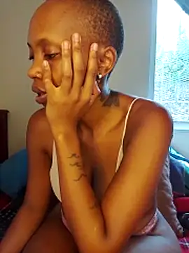 SeffieLucy online show from March 16, 7:23 am