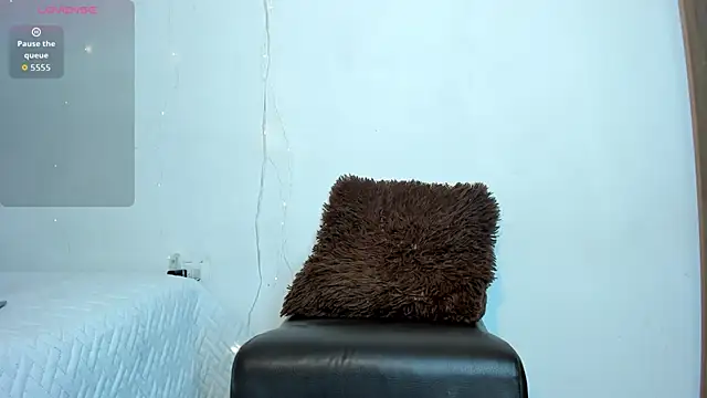 hot boy 04 online show from November 12, 1:55 pm