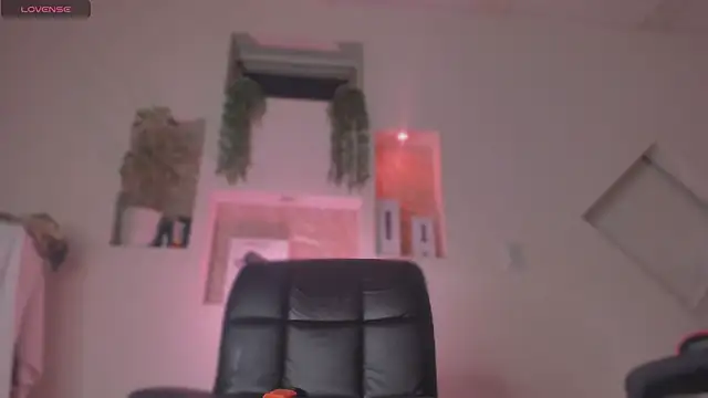 Snapshot of Chloe_cooperr chatting on September 23, 2:36 am Chloe cooperr online show from September 23, 2:36 am