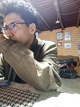 LecheDeSoya666 online show from October 9, 3:37 am