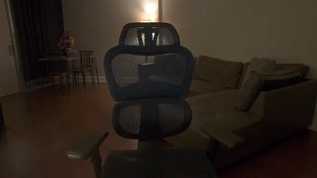 Snapshot of lolateton chatting on October 5, 5:28 am lolateton online show from October 5, 5:28 am