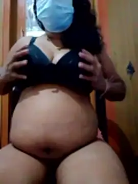 boosypussy online show from April 3, 12:58 pm