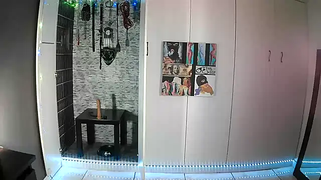 BaDSubMiss online show from October 31, 4:24 am