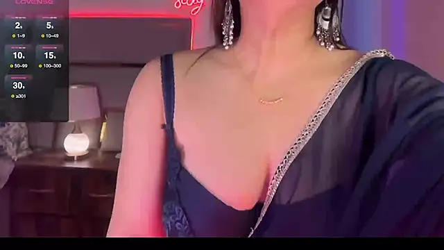 Snapshot of SunhariGirl chatting on September 10, 3:50 am SunhariGirl online show from September 10, 3:50 am