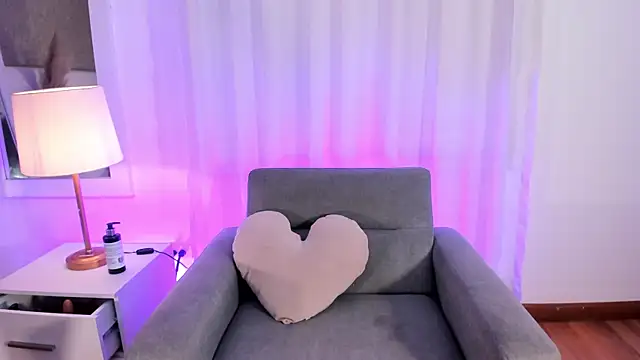 KamileBlake online show from February 19, 6:09 am