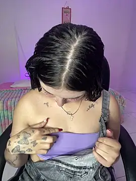 Celestee69 online show from February 19, 7:43 pm