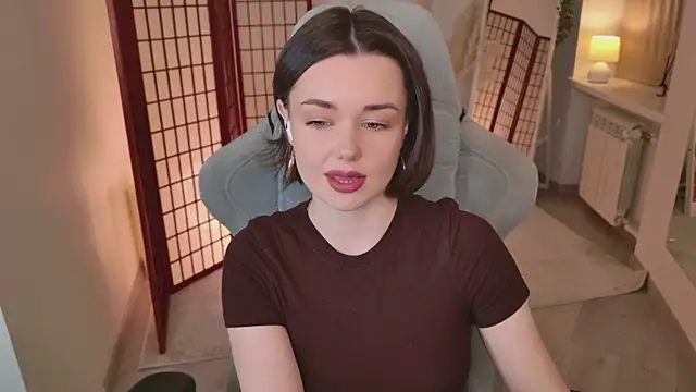 AvaFlower online show from November 18, 3:16 pm