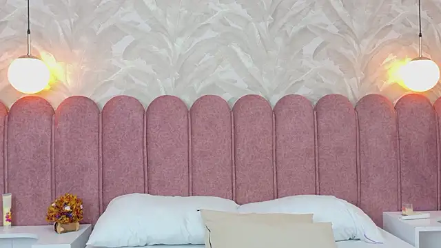 Agatha-Adams online show from February 19, 3:41 pm