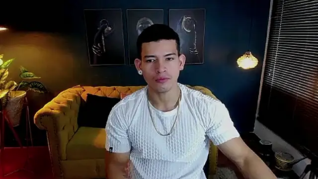 Snapshot of ethan_rodgers chatting on October 7, 7:55 pm ethan rodgers online show from October 7, 7:55 pm