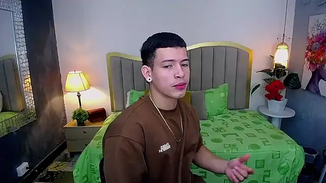 Snapshot of ethan_rodgers chatting on October 8, 1:42 pm ethan rodgers online show from October 8, 1:42 pm