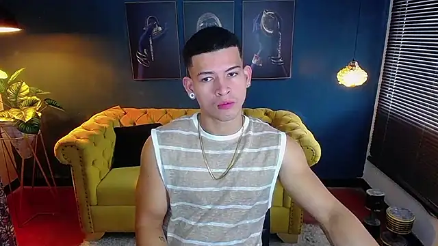 Snapshot of ethan_rodgers chatting on October 9, 7:34 pm ethan rodgers online show from October 9, 7:34 pm