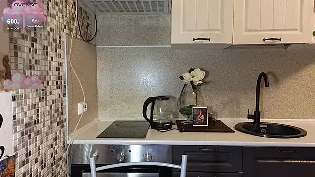 jelly cherry online show from October 13, 8:20 pm